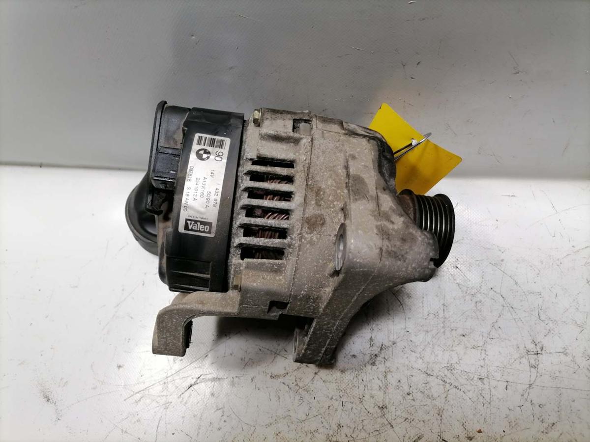 BMW 3er E46 Bj.2000 original Lichtmaschine Generator 2.5 125kw